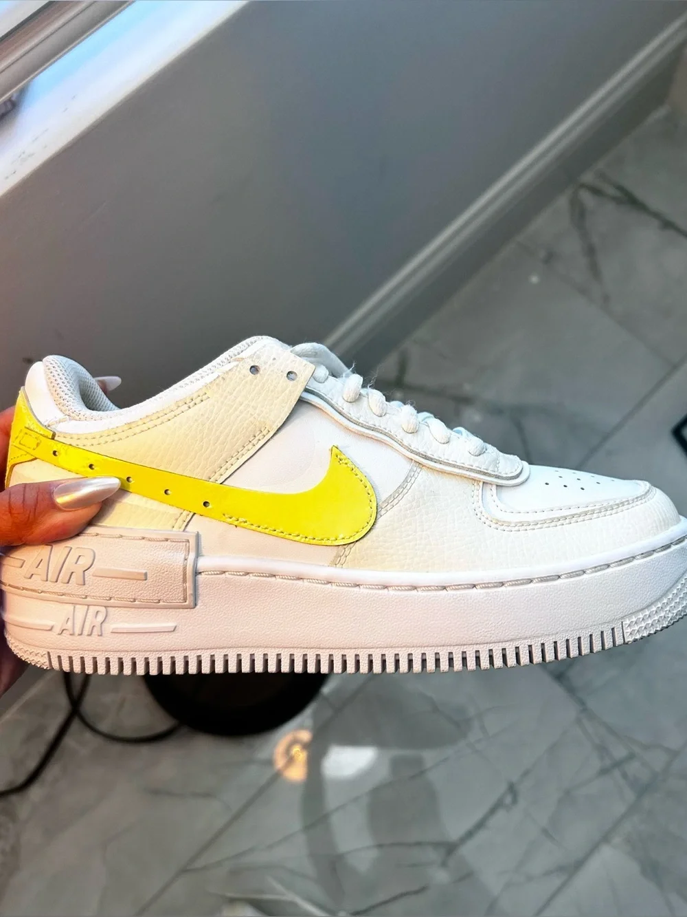 Nike Low-Top Airforce Sneakers in Cream and Yellow